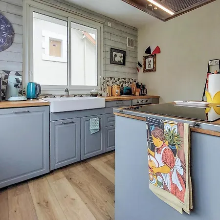 Dom wakacyjny 3 Bedroom Gorgeous In