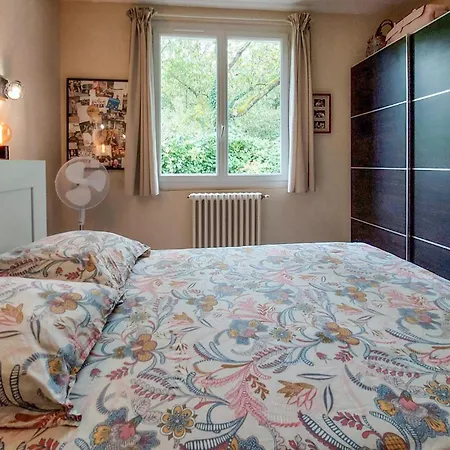 Dom wakacyjny 3 Bedroom In *