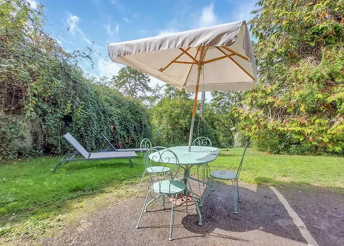 3 Bedroom Gorgeous In * Confolens